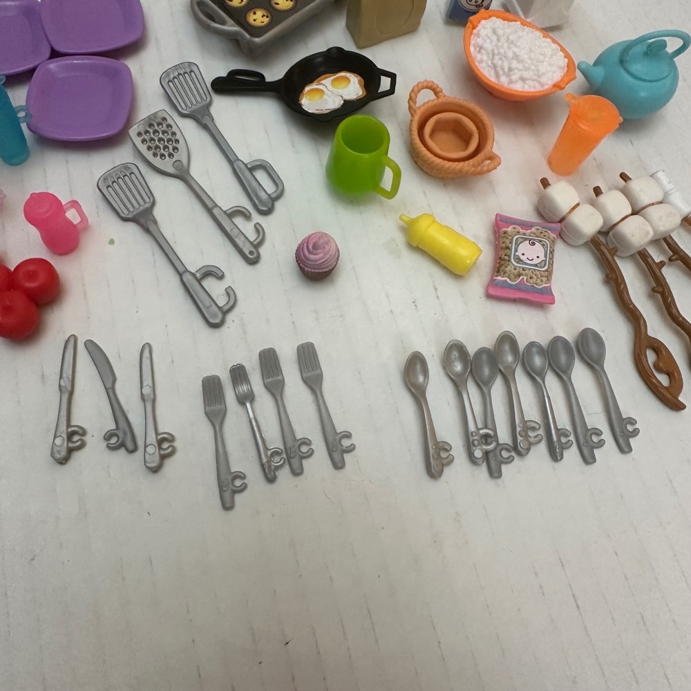 Barbie Kitchen Accessories Food Playset Cups Plates Utensils Cookware 40+ Pieces - Picture 6 of 6